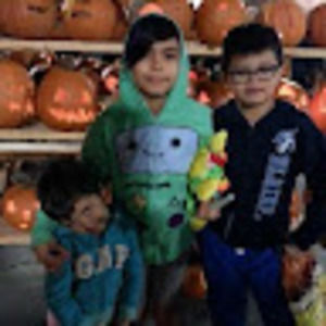 Meet your Posher, Adriana